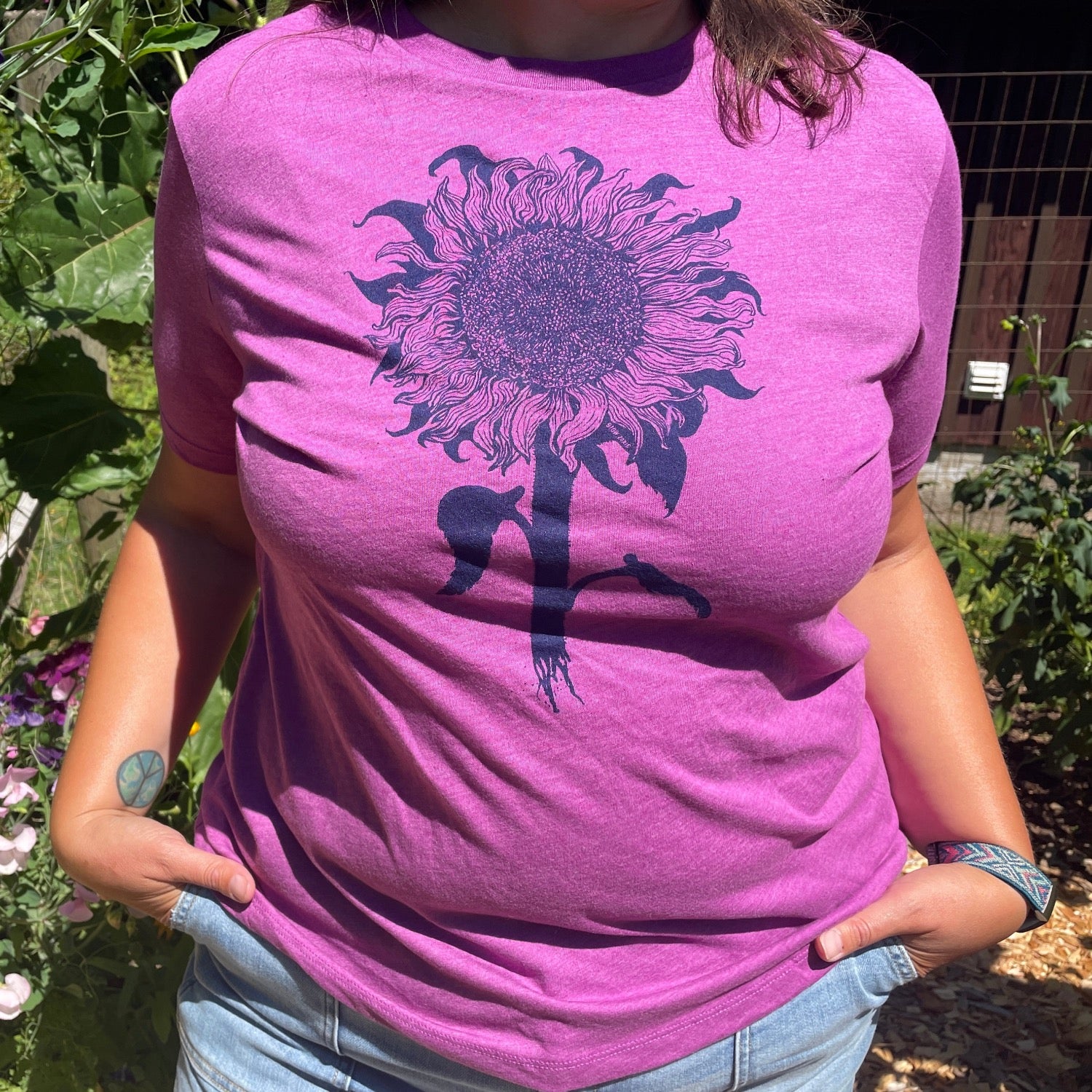 Women's Sunflower T Shirt – Slow Loris